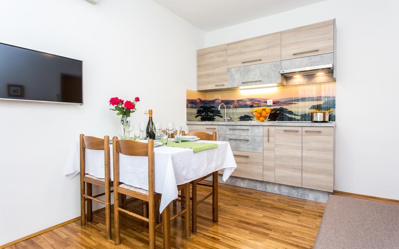 Apartments Lucija 2 Baska  Exterior photo